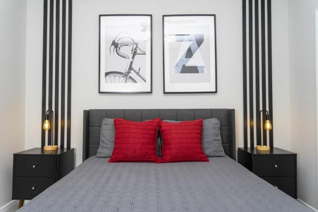 6 Bedrooms Pool And Game Room - 2 Miles To Disney 7817 ออร์ลันโด ภายนอก รูปภาพ